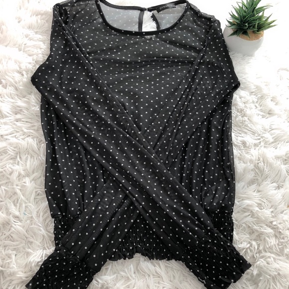 Dynamite sheer blouse - Picture 2 of 2